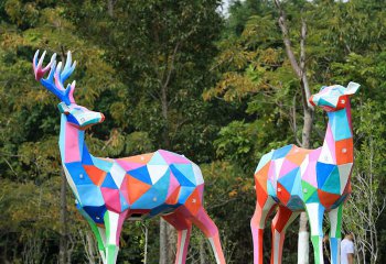 梅花鹿雕塑-玻璃鋼幾何彩繪公園戶(hù)外景觀(guān)裝飾品梅花鹿雕塑